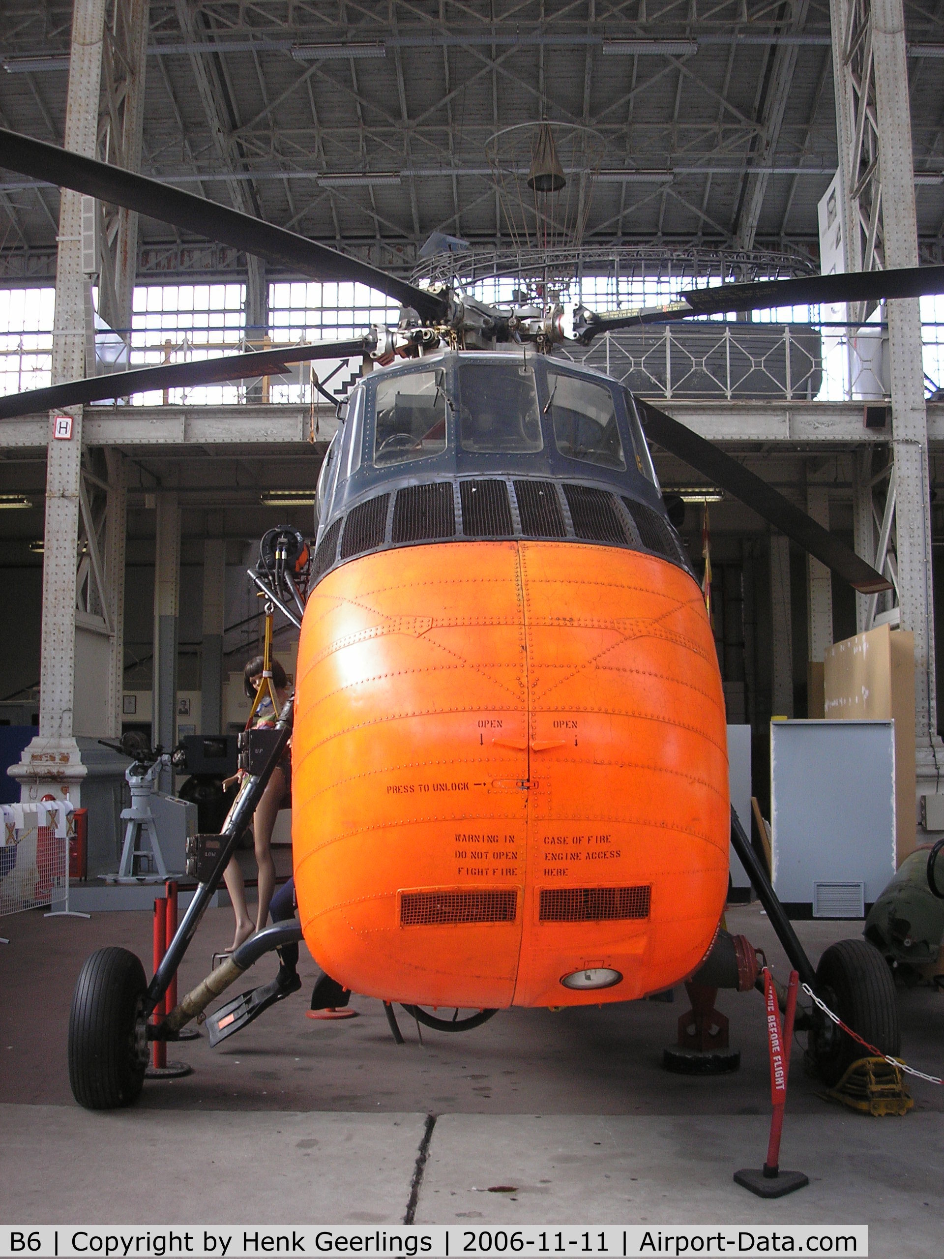 B6, Sikorsky HSS-1 Seabat C/N SA181, Brussels Air Museum, 11 nov 2006