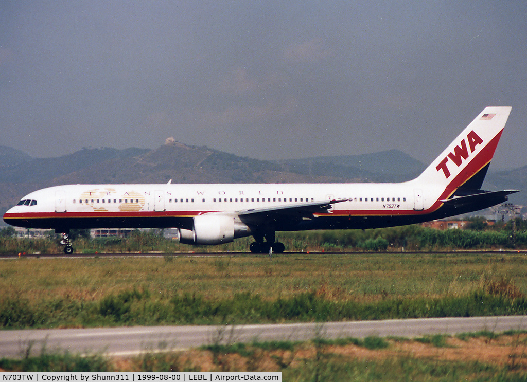 N703TW, 1996 Boeing 757-2Q8 C/N 27620, Ready for take off rwy 20