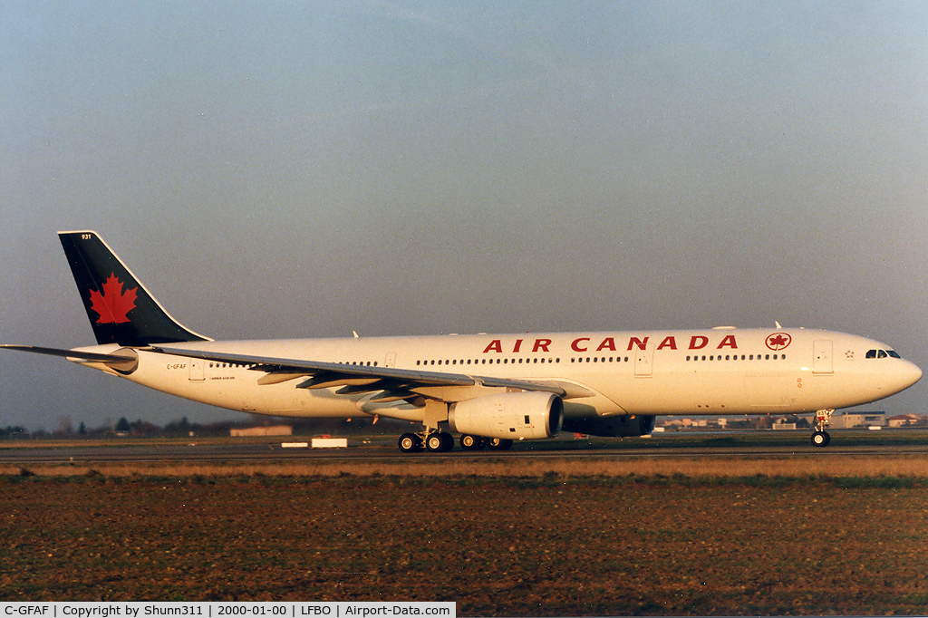 C-GFAF, 1999 Airbus A330-343 C/N 0277, Delivery day...