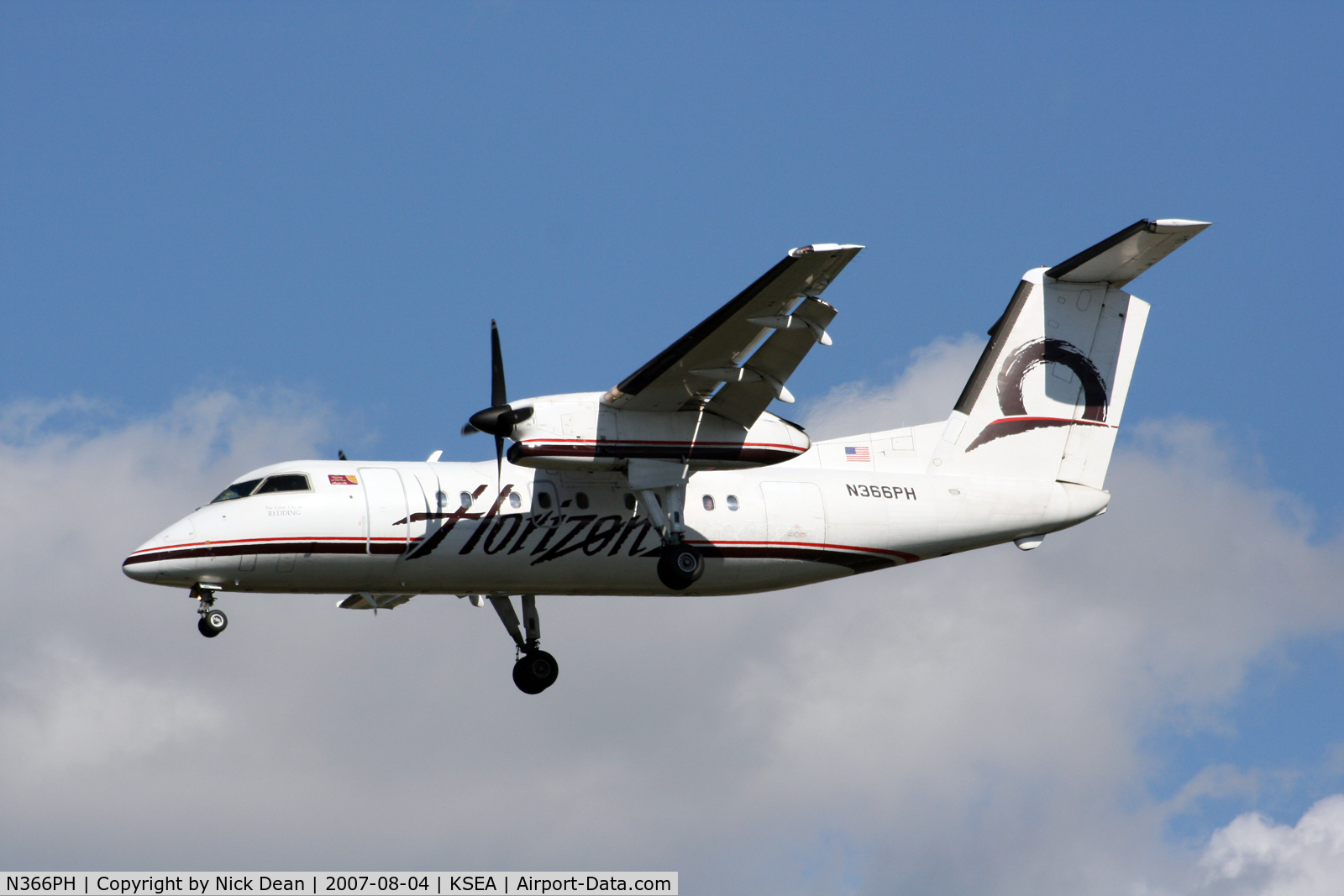 N366PH, 1998 Bombardier DHC-8-202 Dash 8 C/N 510, /