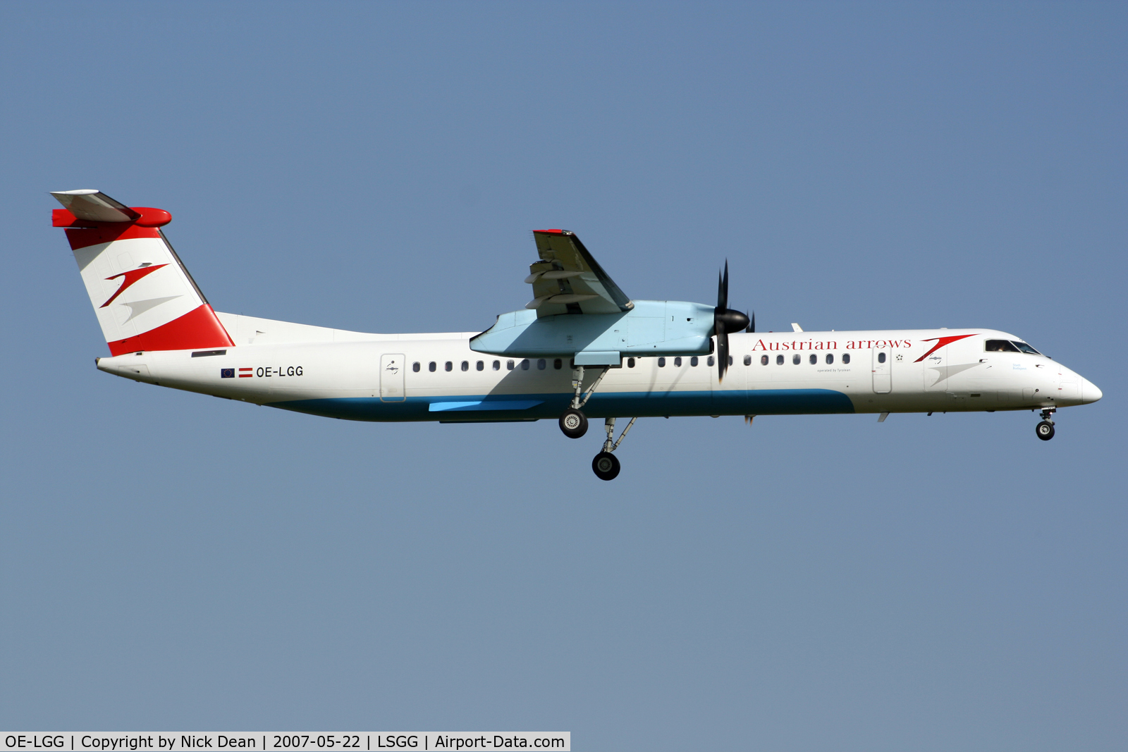 OE-LGG, 2002 De Havilland Canada DHC-8-402Q Dash 8 C/N 4074, /
