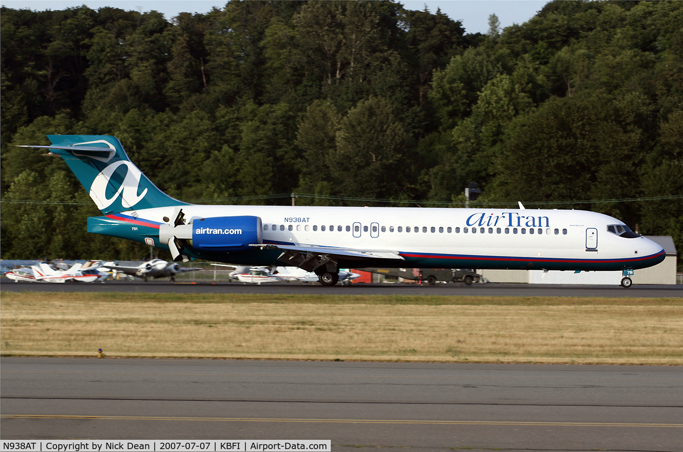 N938AT, 2006 Boeing 717-200 C/N 55098, /