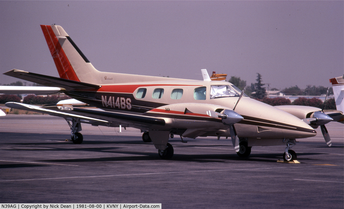 N39AG, 1977 Beech B-60 Duke C/N P-425, As it was in 1981 ad N414BS