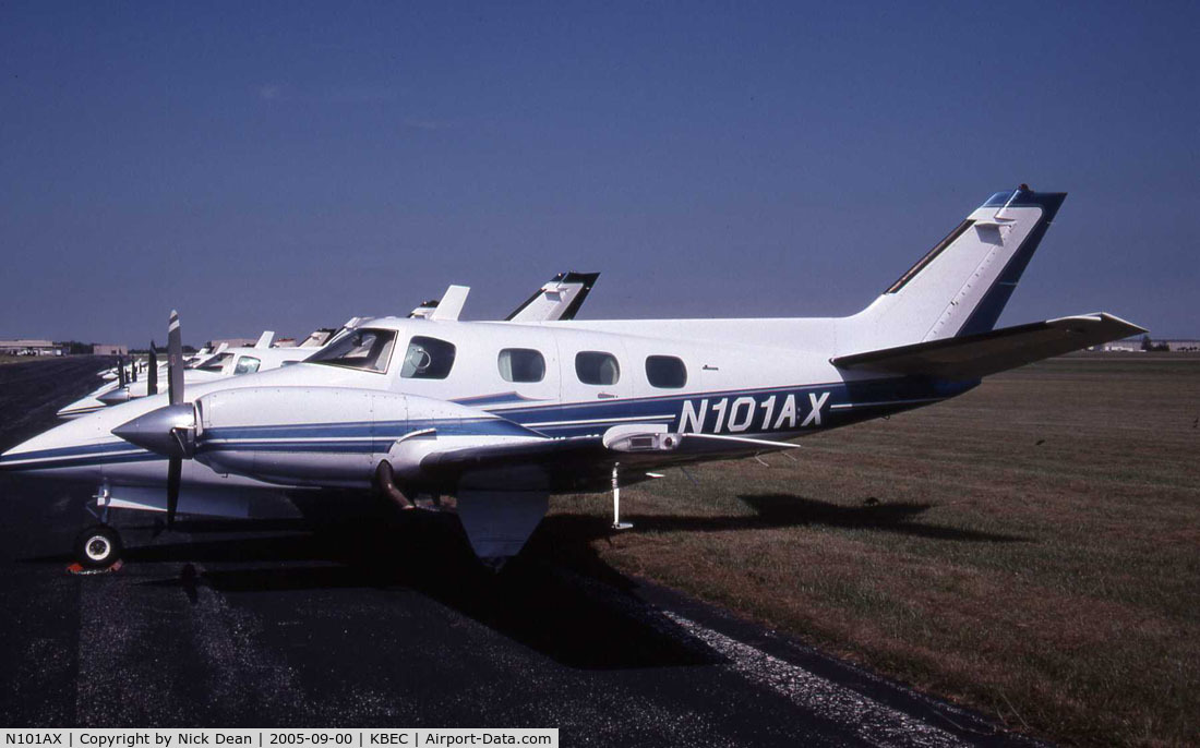 N101AX, 1977 Beech B-60 Duke C/N P-427, /