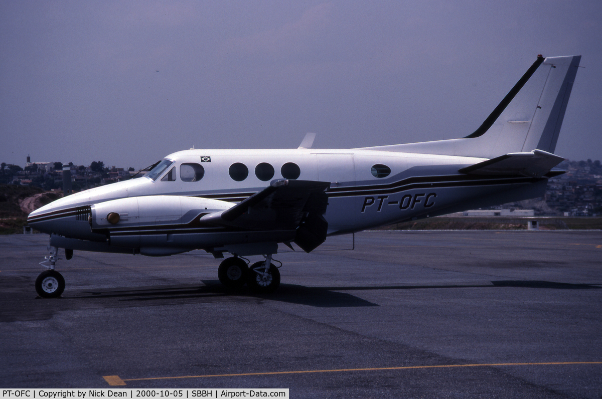 PT-OFC, 1972 Beech C90 King Air C/N LJ-534, a bad shot of a King Air which has no props