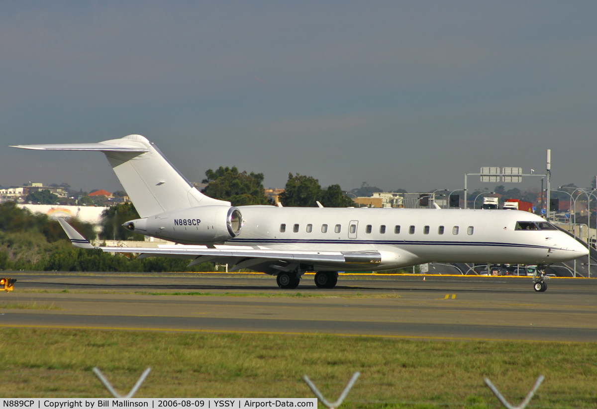 N889CP, 2001 Bombardier BD-700-1A10 Global Express C/N 9104, A stranger in town