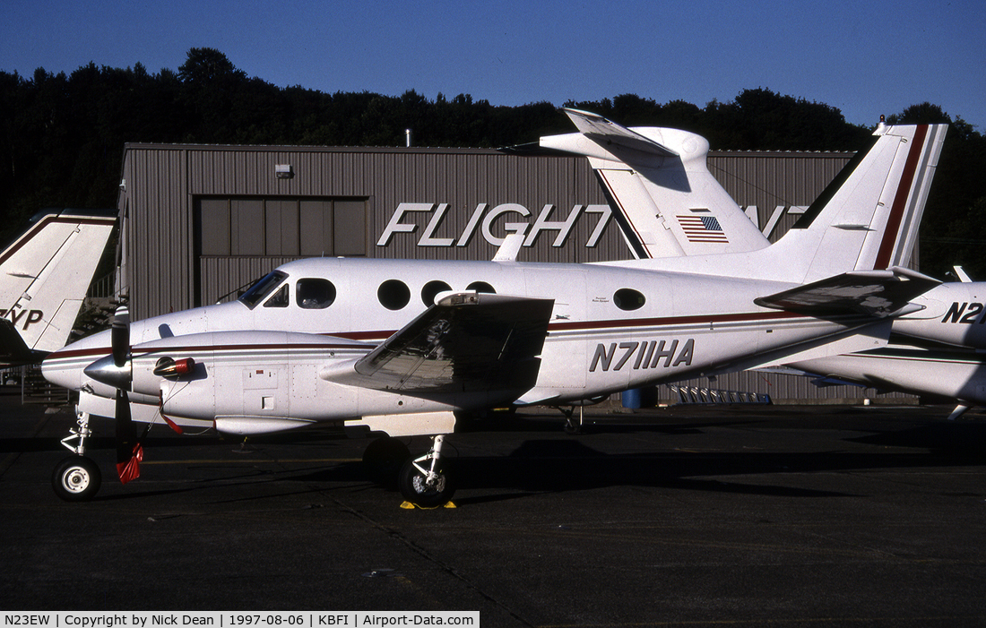 N23EW, 1976 Beech E-90 King Air C/N LW-168, Seen as N711HA