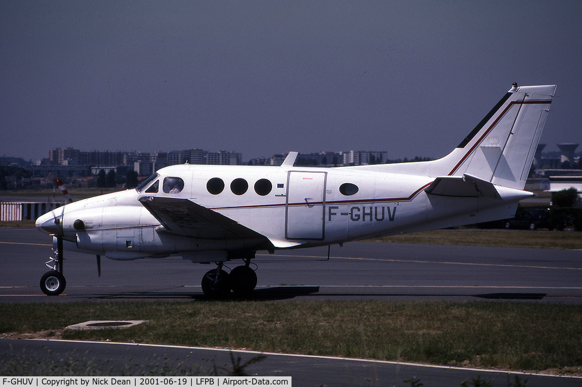 F-GHUV, 1978 Beech E90 King Air C/N LW-278, /