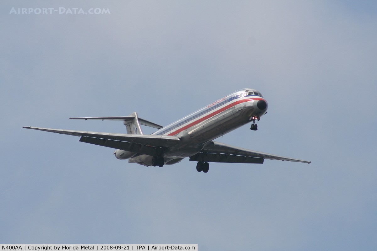 N400AA, 1985 McDonnell Douglas MD-82 (DC-9-82) C/N 49311, American MD-82