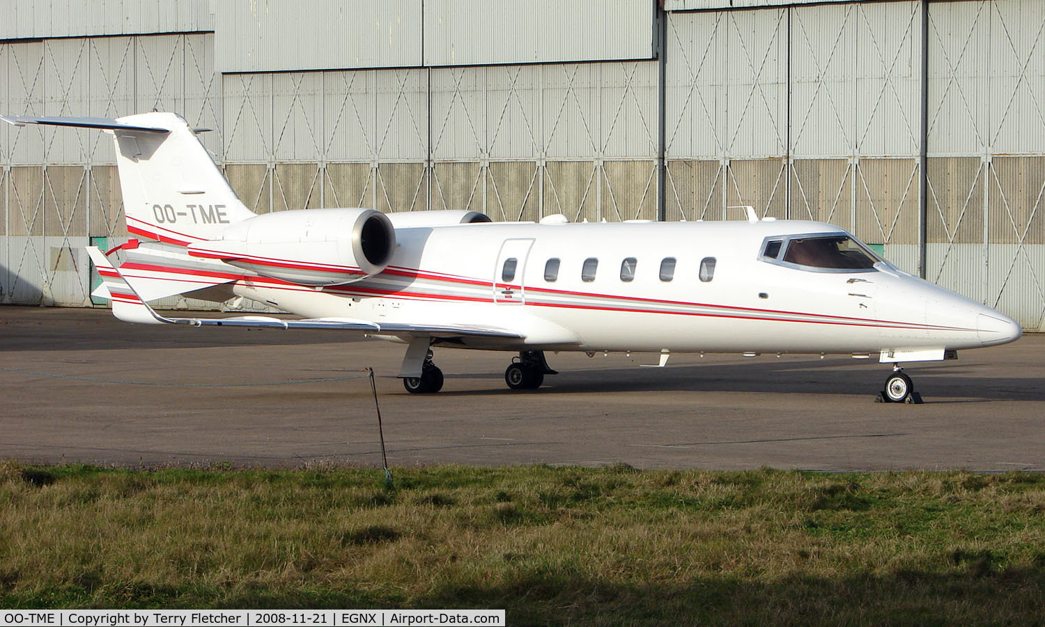 OO-TME, 2002 Learjet 60 C/N 60-255, Begian Learjet parked up at East Midlands