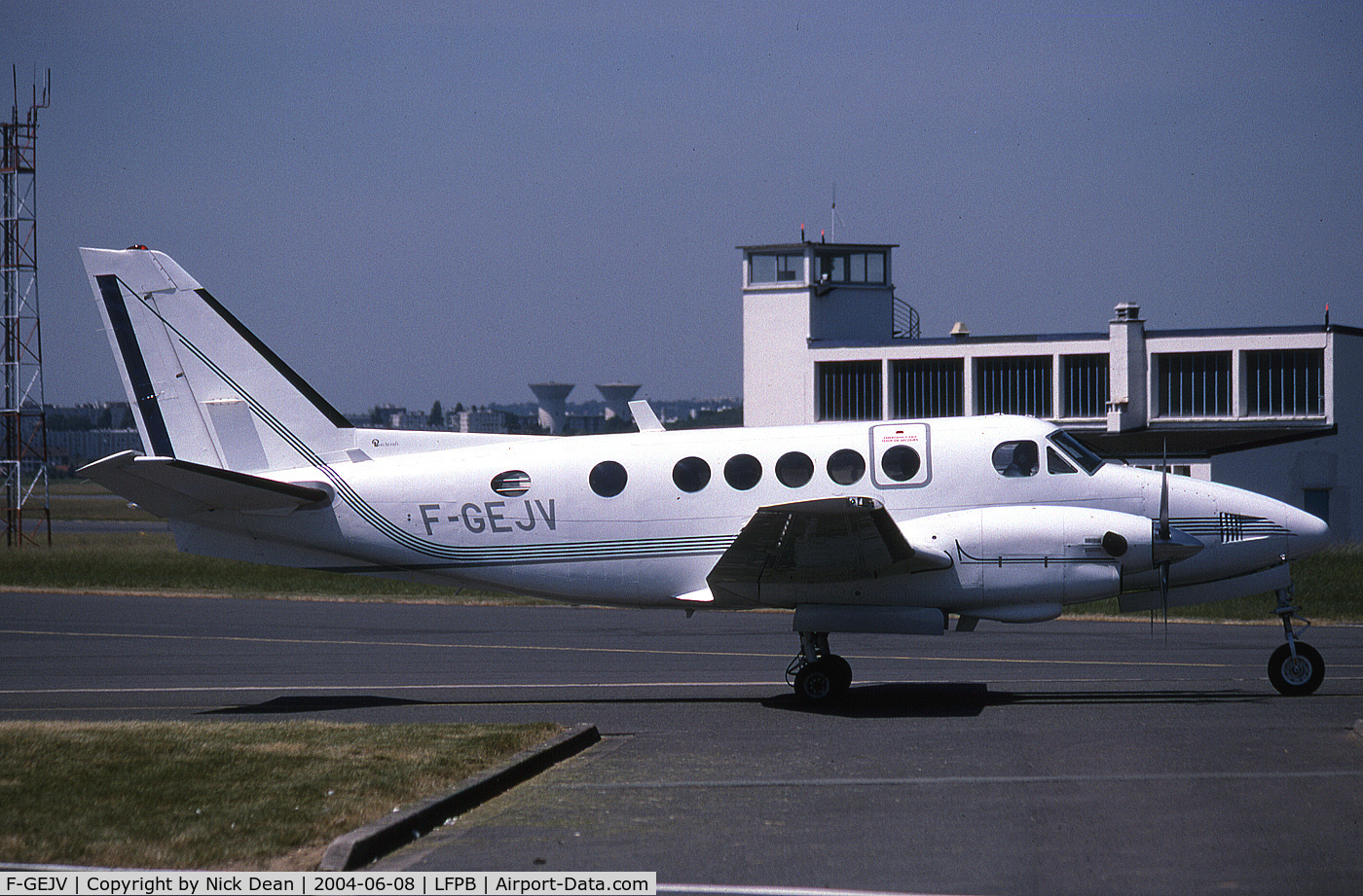 F-GEJV, Beech A100 King Air C/N B-129, /