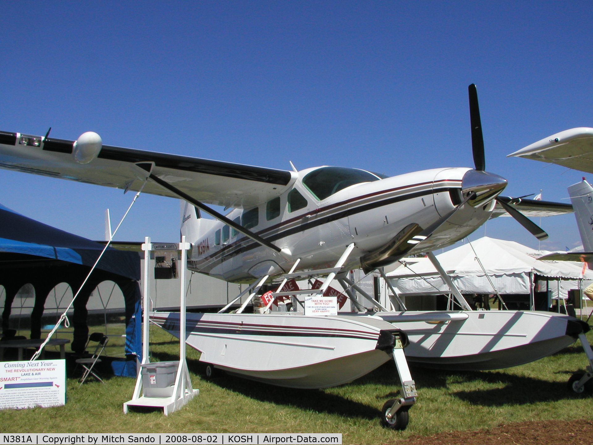 N381A, 2001 Cessna 208 C/N 20800339, EAA AirVenture 2008.