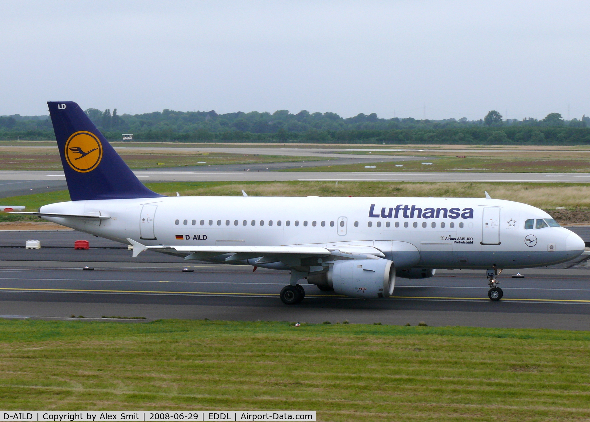 D-AILD, 1996 Airbus A319-114 C/N 623, Airbus Industries A319-114 D-AILD Lufthansa