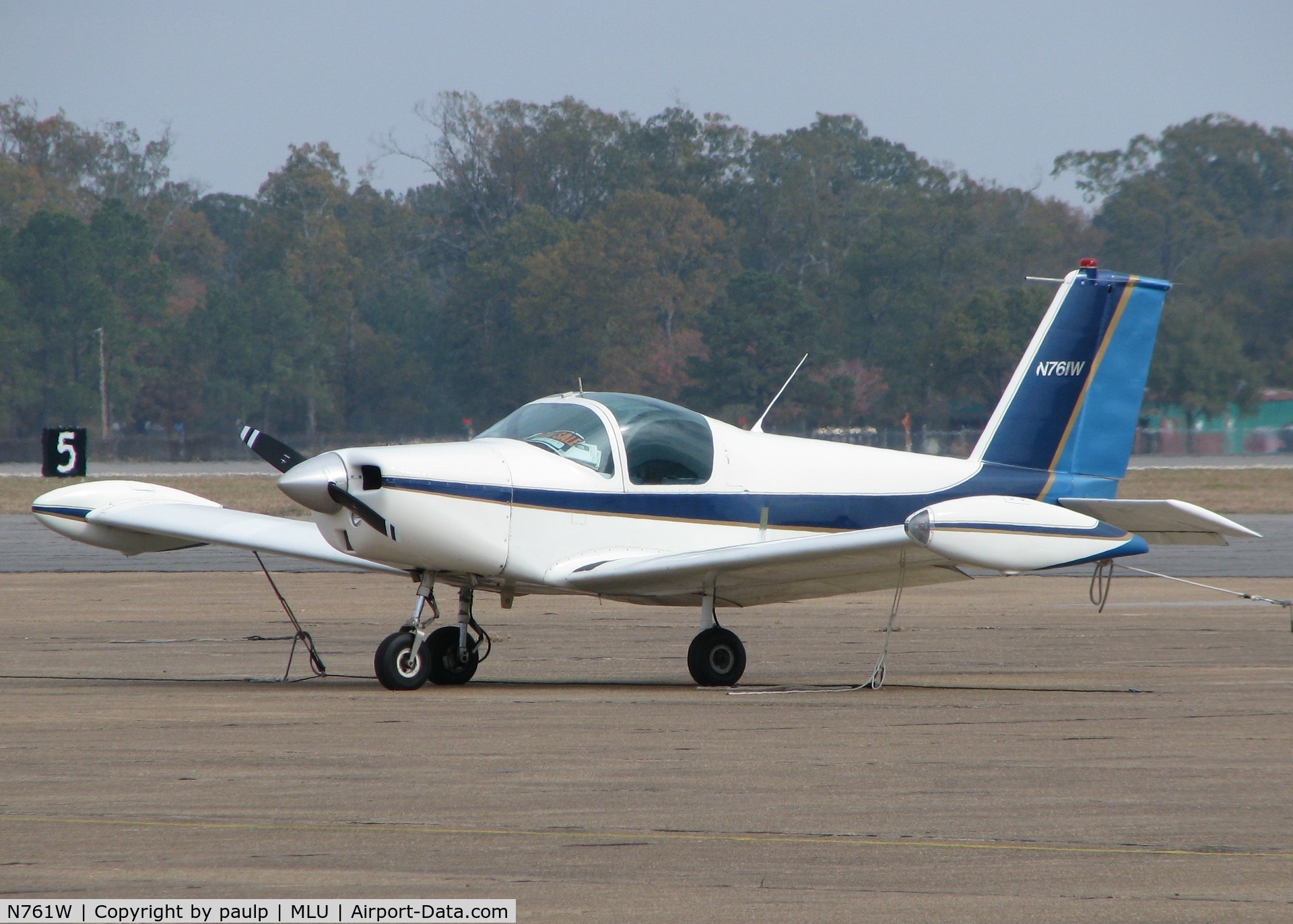 N761W, 1976 Pazmany PL-2 C/N 60, Parked at the Monroe Louisiana airport.