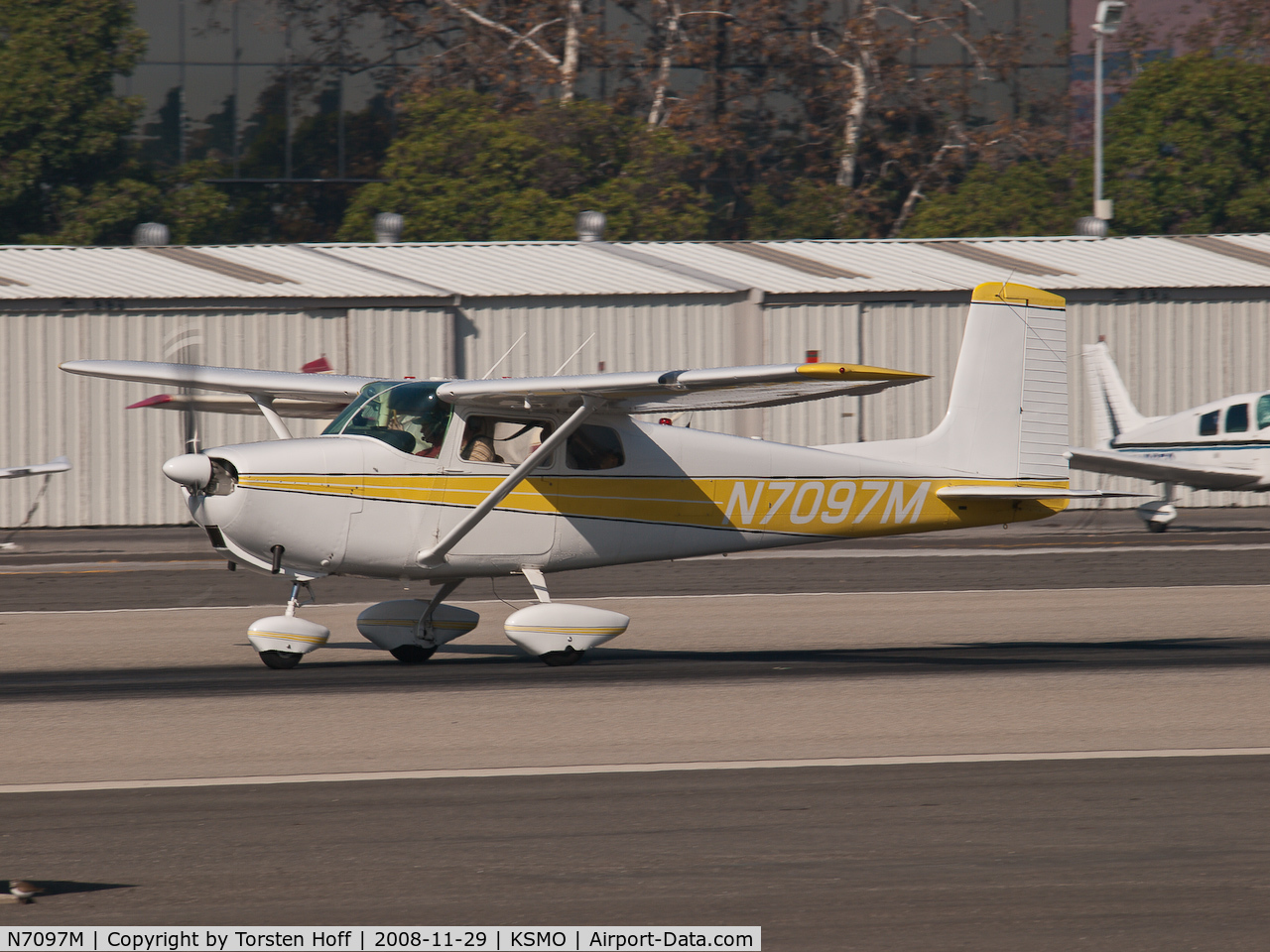 N7097M, 1958 Cessna 175 Skylark C/N 55397, N7097M departing from RWY 21