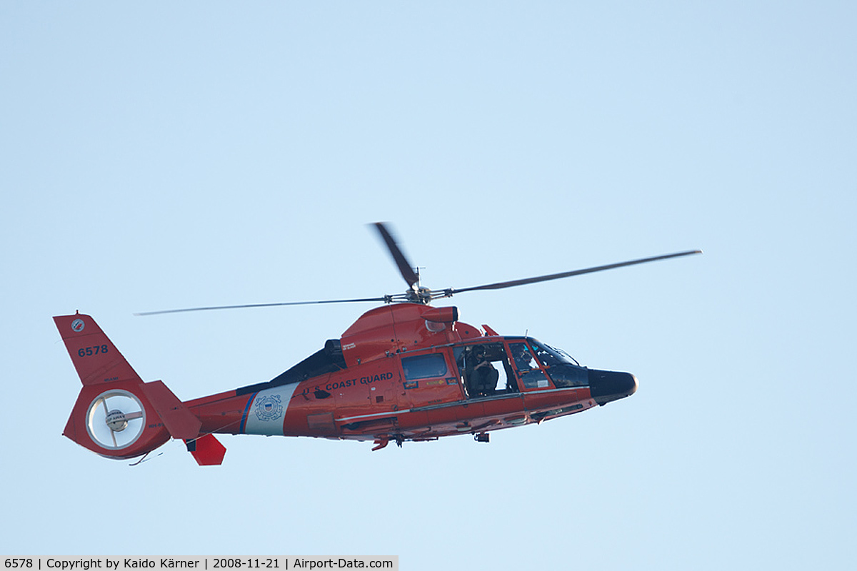 6578, Aerospatiale HH-65C Dolphin C/N 6275, US Coast Guard over South Miami Beach