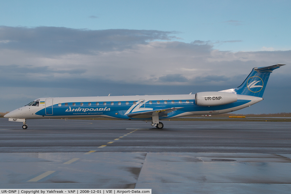 UR-DNP, 2000 Embraer EMB-145EP (ERJ-145EP) C/N 145290, Dnepravia Embraer 145