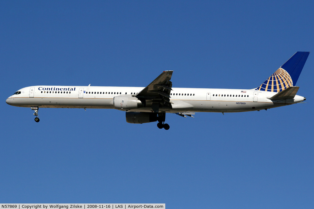 N57869, 2002 Boeing 757-33N C/N 32593, visitor