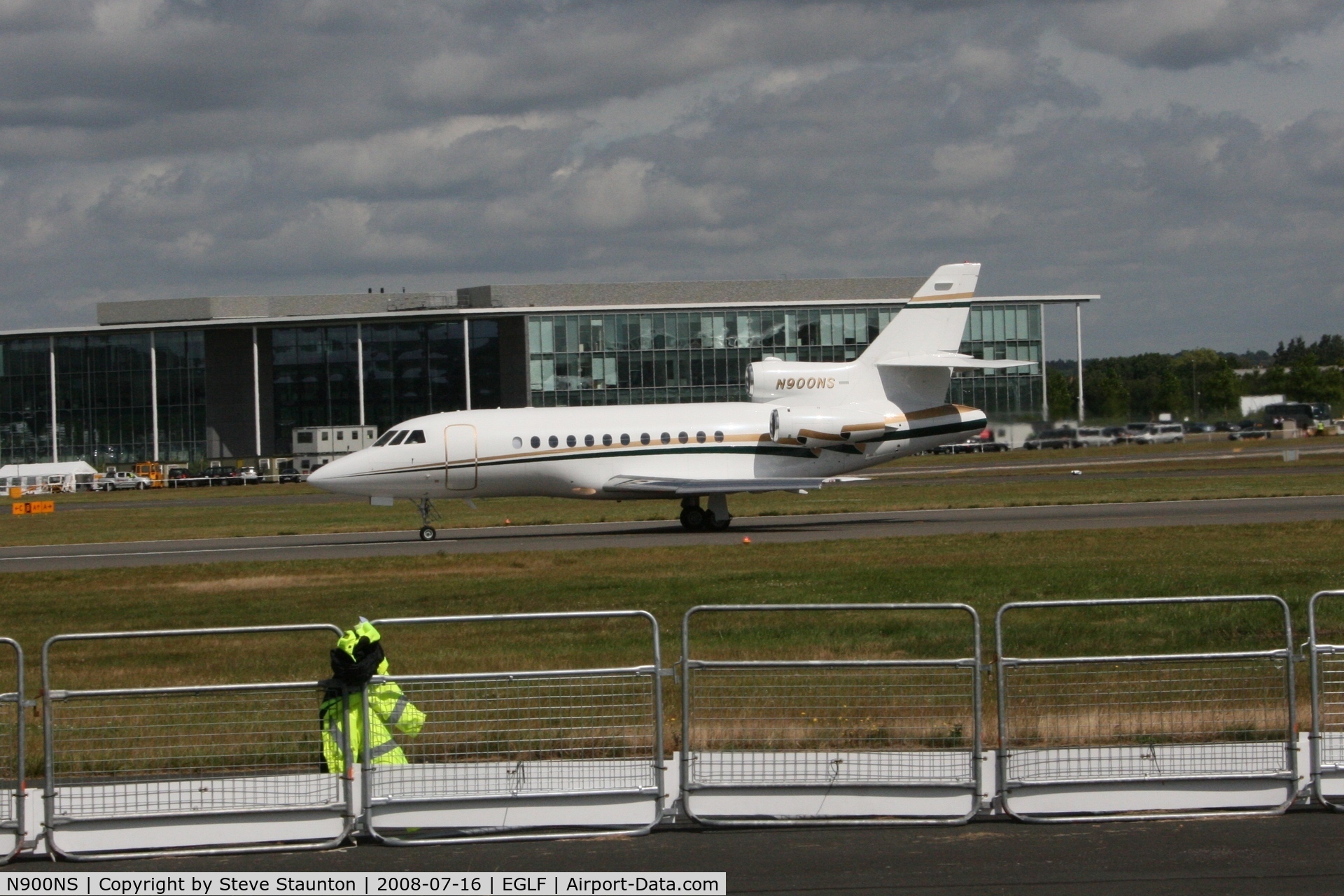 N900NS, 2005 Dassault Falcon 900EX C/N 150, Taken at Farnborough Airshow on the Wednesday trade day, 16th July 2009