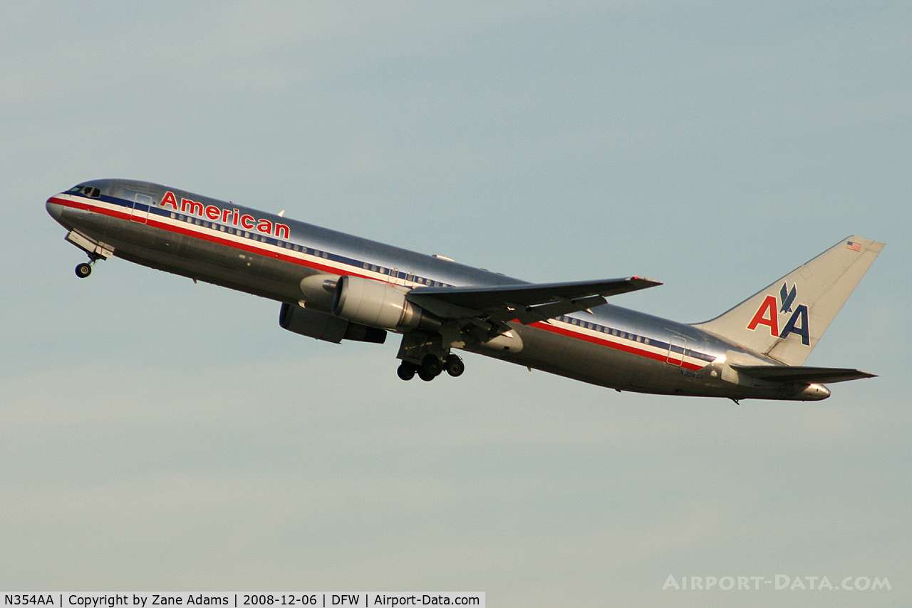 N354AA, 1988 Boeing 767-323 C/N 24035, American Airlines 767 Departing 36R at DFW