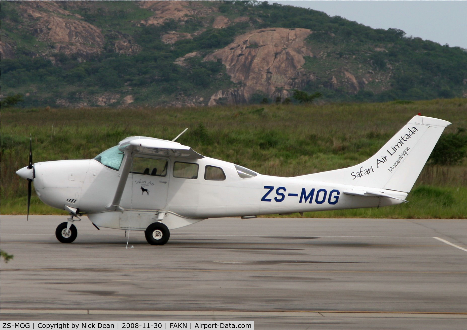ZS-MOG, Cessna U206F Stationair Stationair C/N U20601875, FAKN