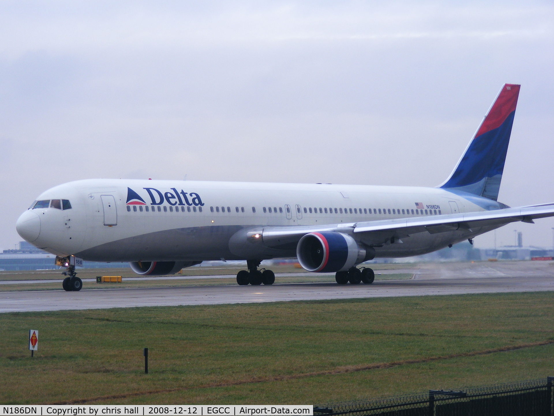 N186DN, 1995 Boeing 767-332 C/N 27962, Delta