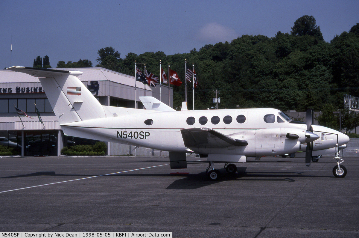 N540SP, 1975 Beech C-12C Huron C/N BC-005, KBFI