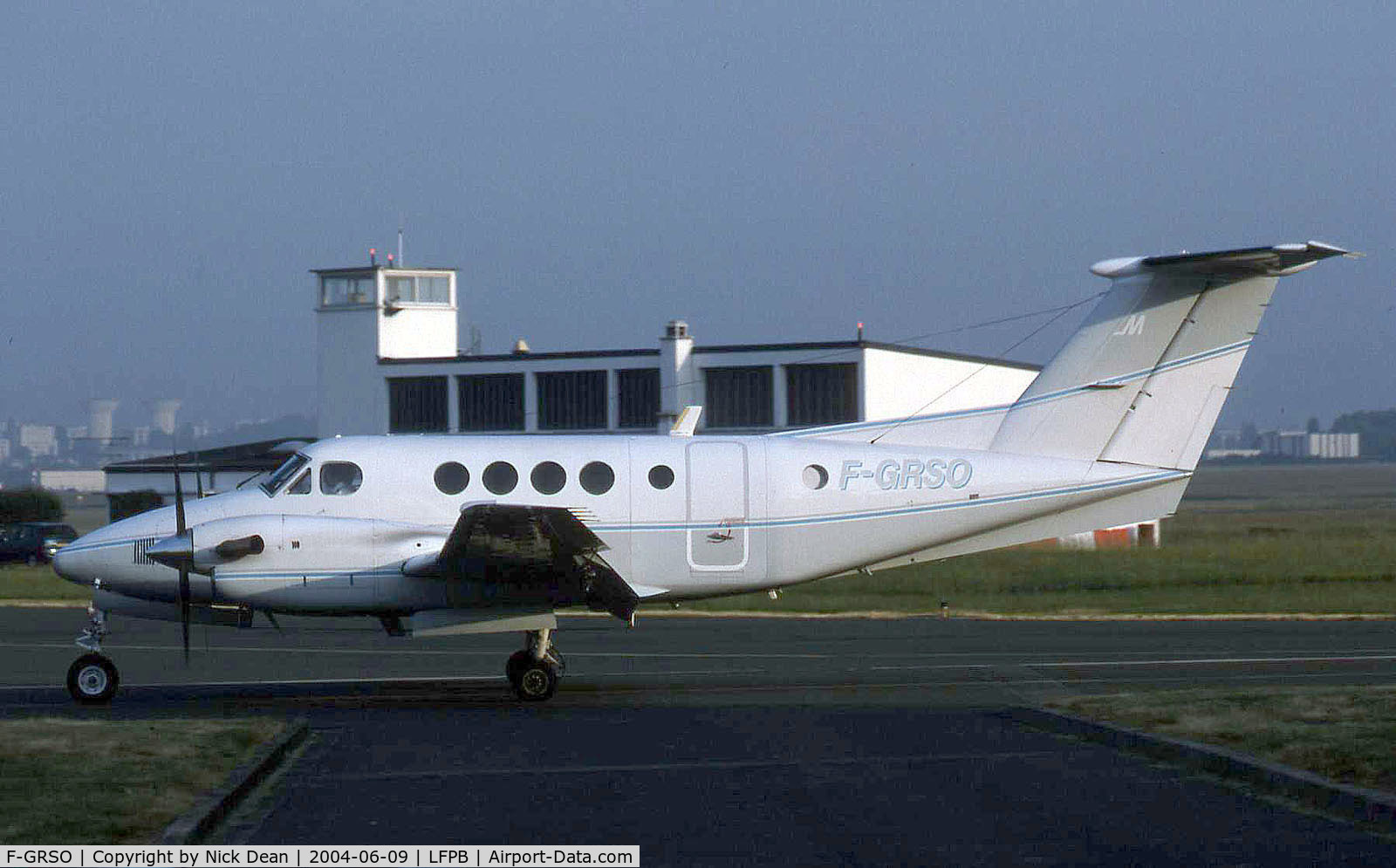 F-GRSO, 1980 Beech 200C Super King Air C/N BL-11, LFPB
