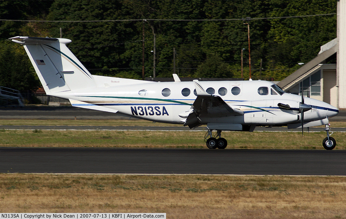 N313SA, 1984 Beech 300 C/N FA-5, KBFI (With its winglets installed)