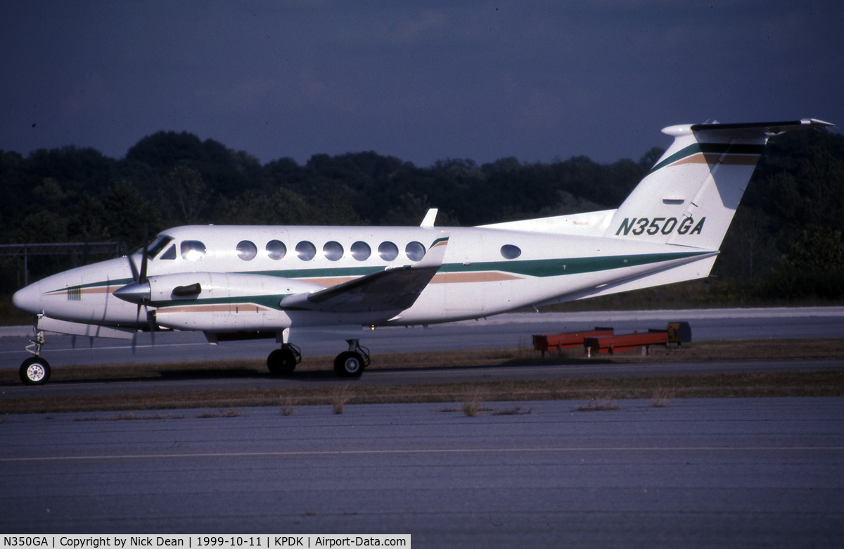 N350GA, 1990 Beech B300 King Air C/N FL-16, KPDK