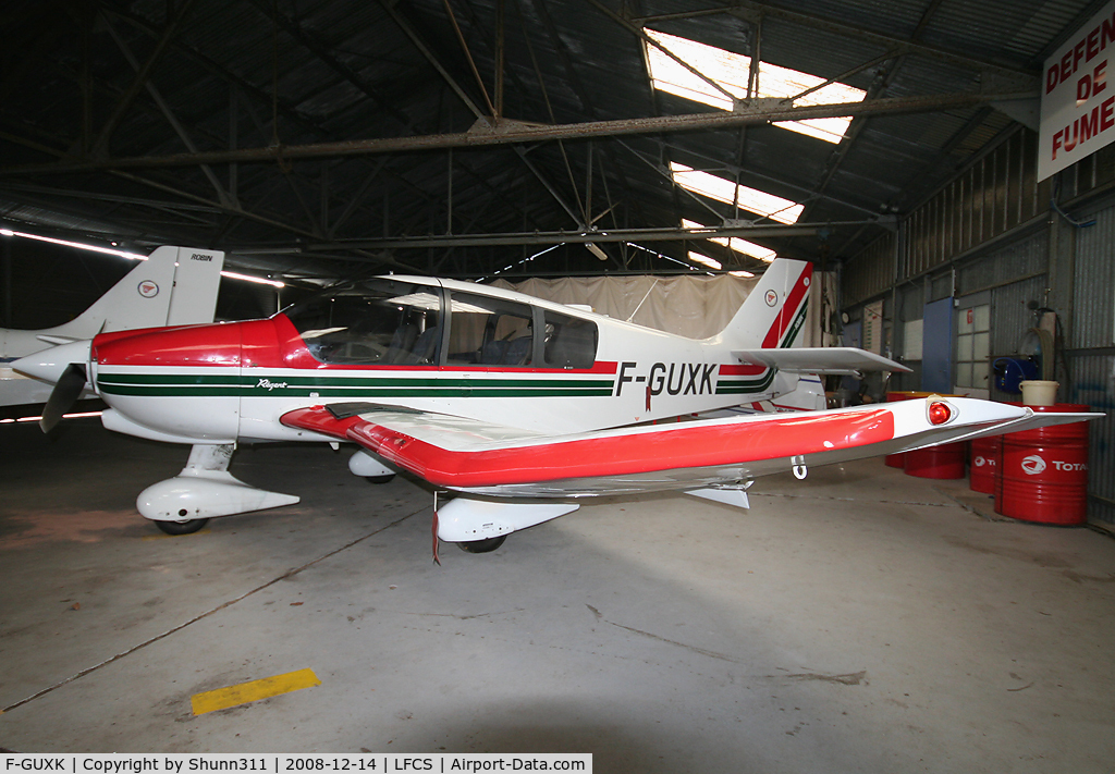 F-GUXK, Robin DR-400-180 Regent C/N 2488, Parked inside Airclub's hangar...