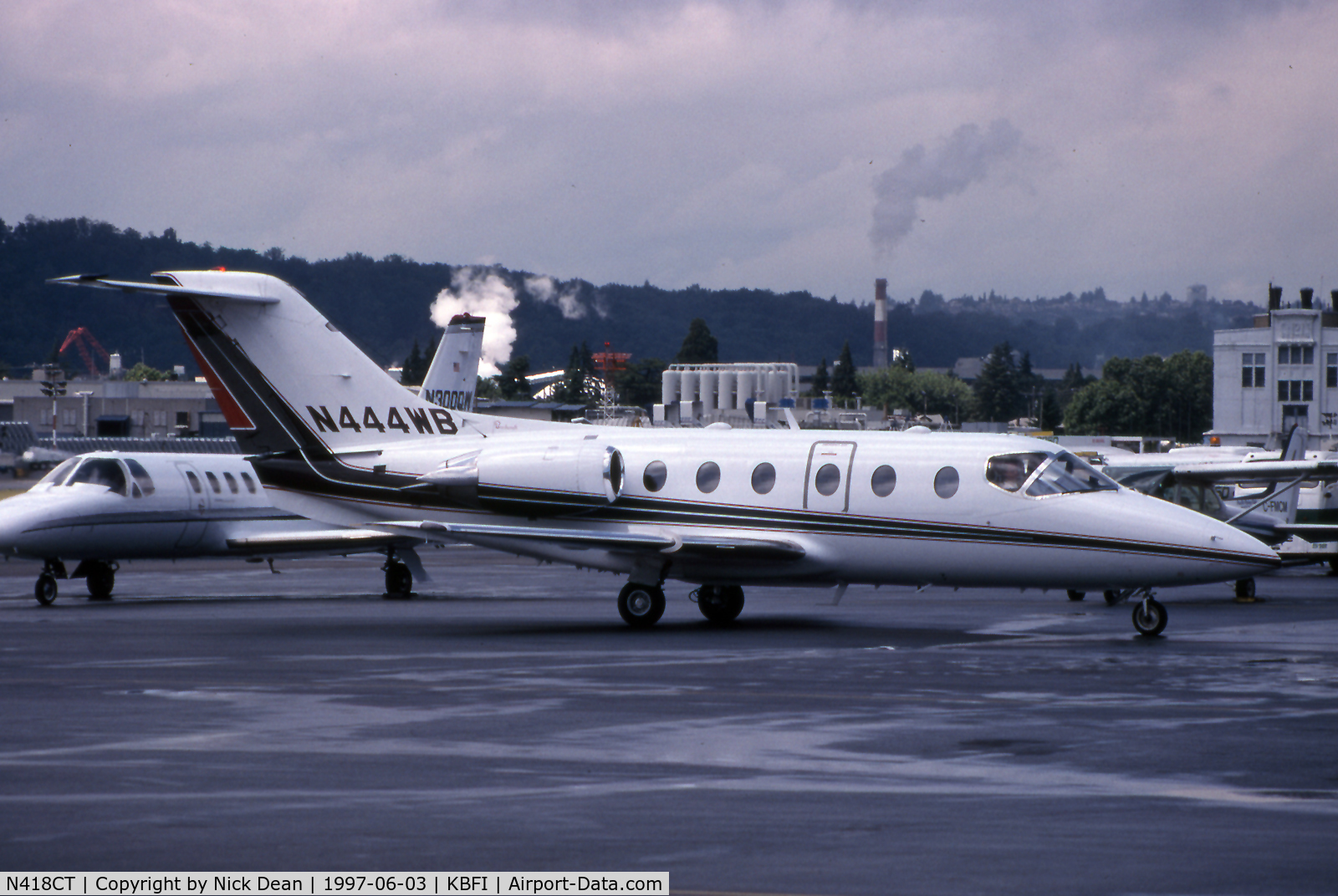 N418CT, 1988 Beech 400 Beechjet C/N RJ-42, KBFI (RJ-42 seen here as N444WB currently registered N418CT)