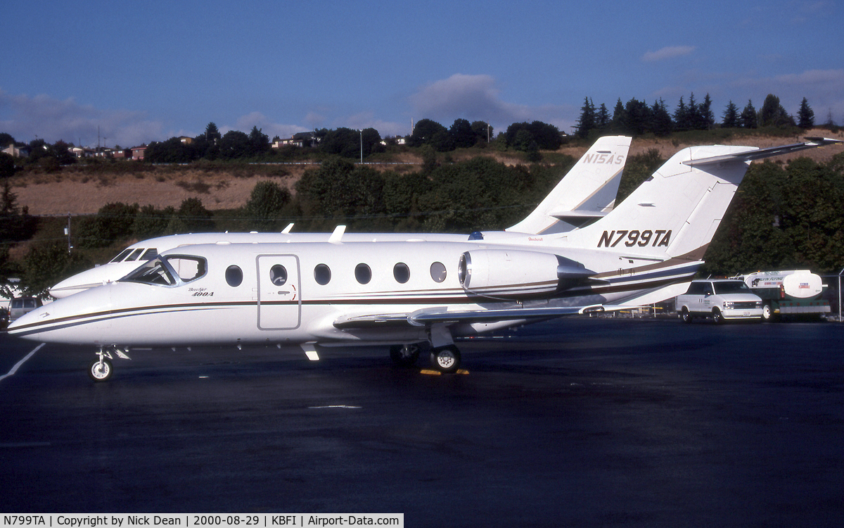 N799TA, 1998 Beechcraft 400A Beechjet C/N RK-209, KBFI (Currently registered N413LX)