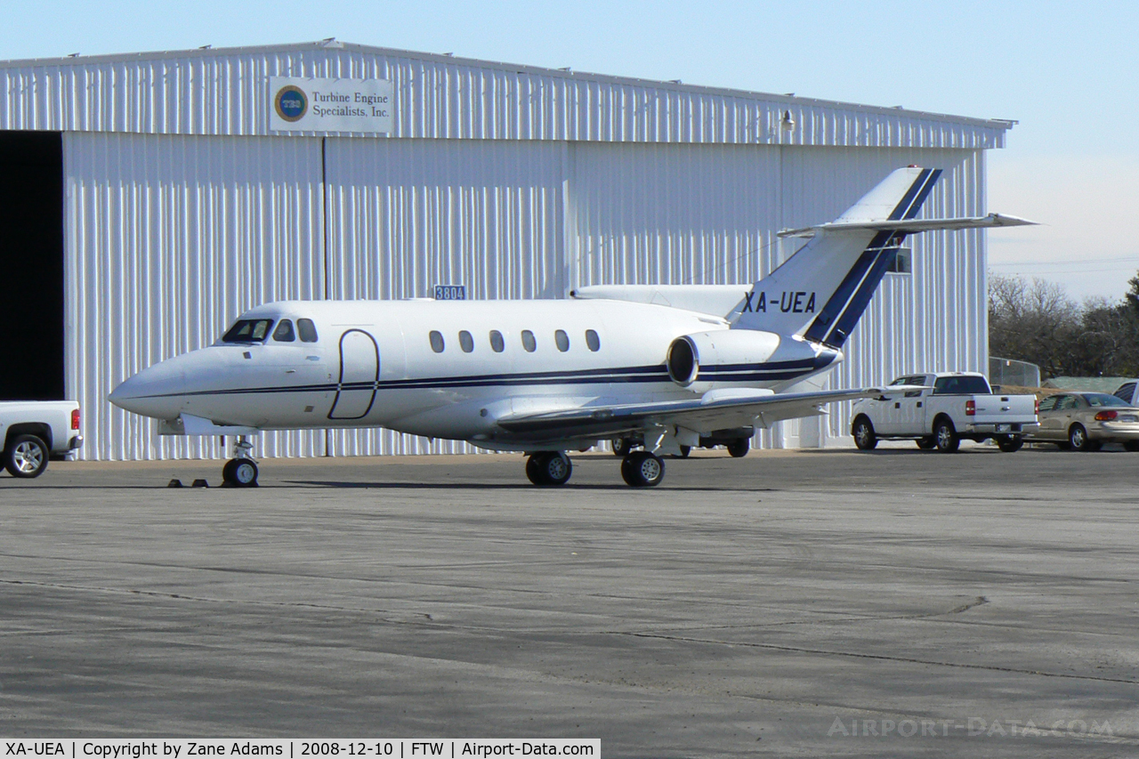 XA-UEA, British Aerospace HS.125-700A C/N 257061, At Meacham Field - Mexican registered Hawker 700A