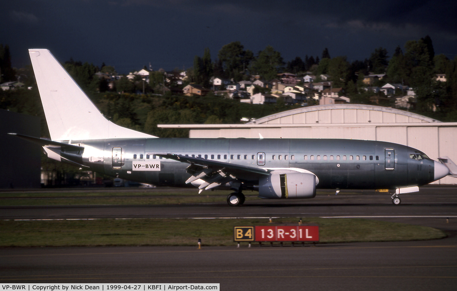 VP-BWR, 1999 Boeing 737-79T BBJ C/N 29317, KBFI