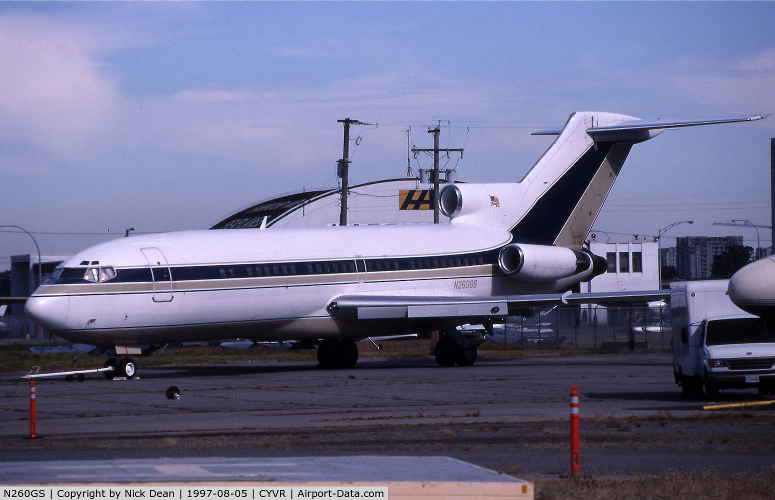 N260GS, 1967 Boeing 727-21 C/N 19261/422, CYVR (Currently registered N727AH)