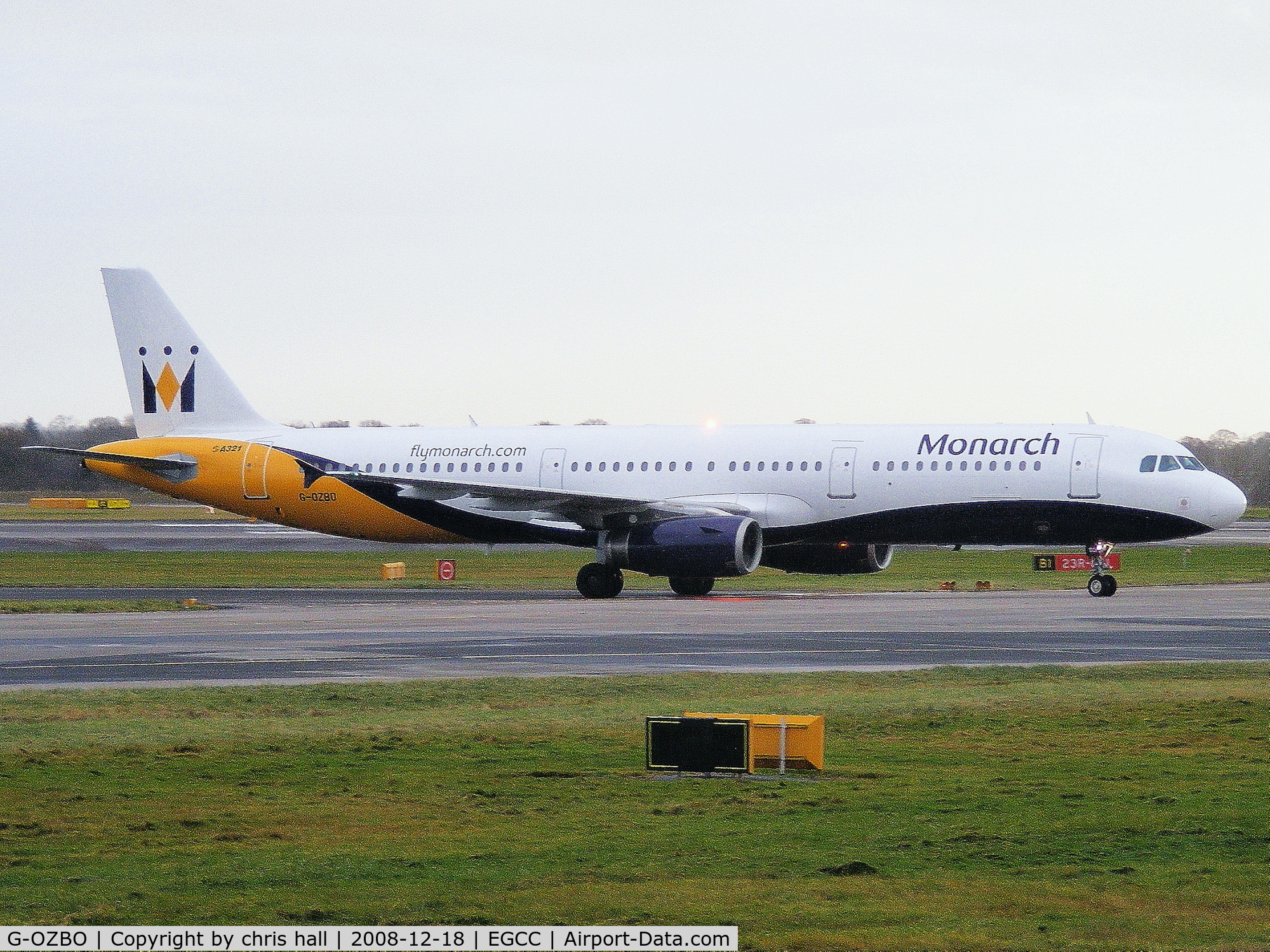 G-OZBO, 2000 Airbus A321-231 C/N 1207, Monarch