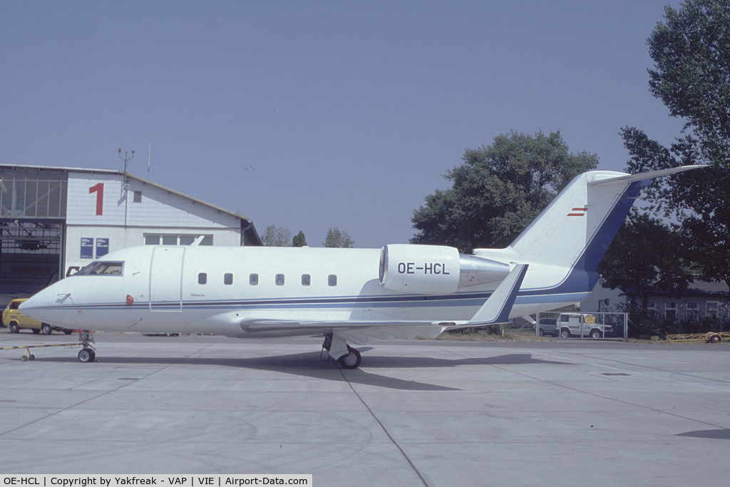 OE-HCL, 1985 Canadair Challenger 601 (CL-600-2A12) C/N 3045, Polsterer Jets Challenger 600