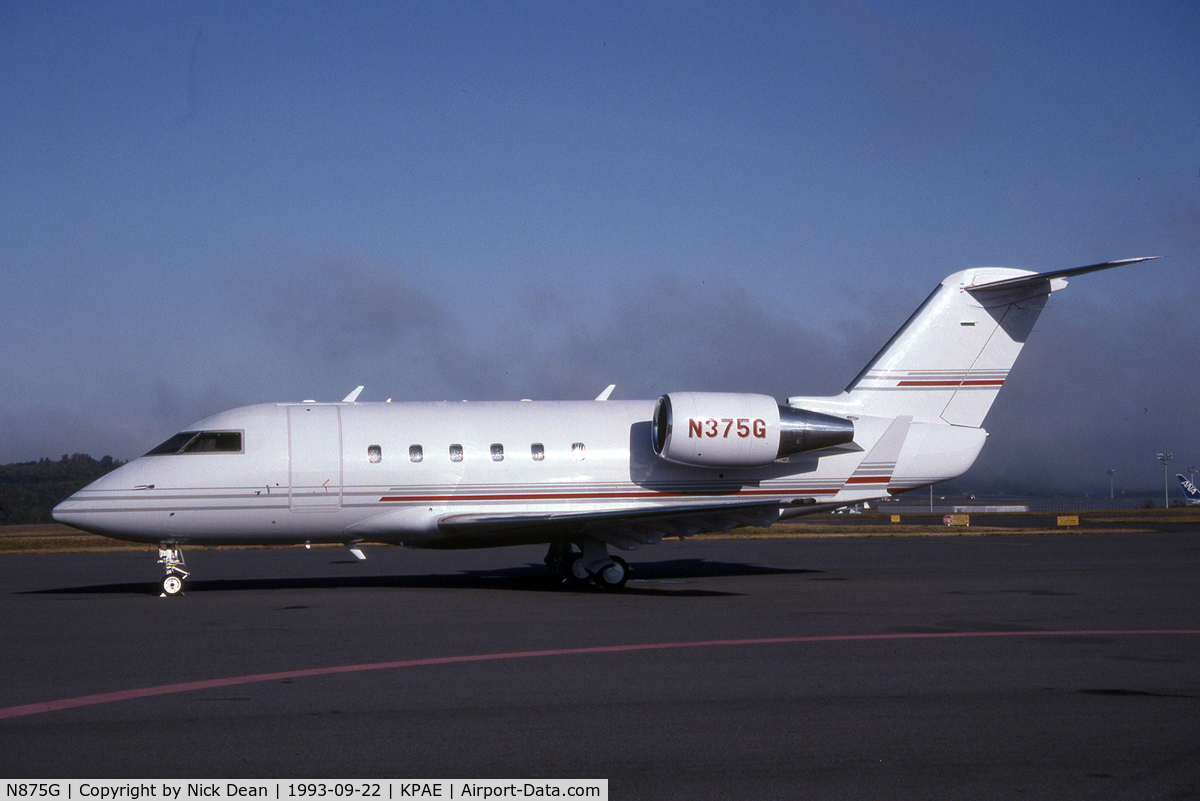 N875G, 1984 Canadair Challenger 601 (CL-600-2A12) C/N 3019, KPAE (This airframe was seen as N375G as shown became N875G as posted and is currently registered XA-SMS)