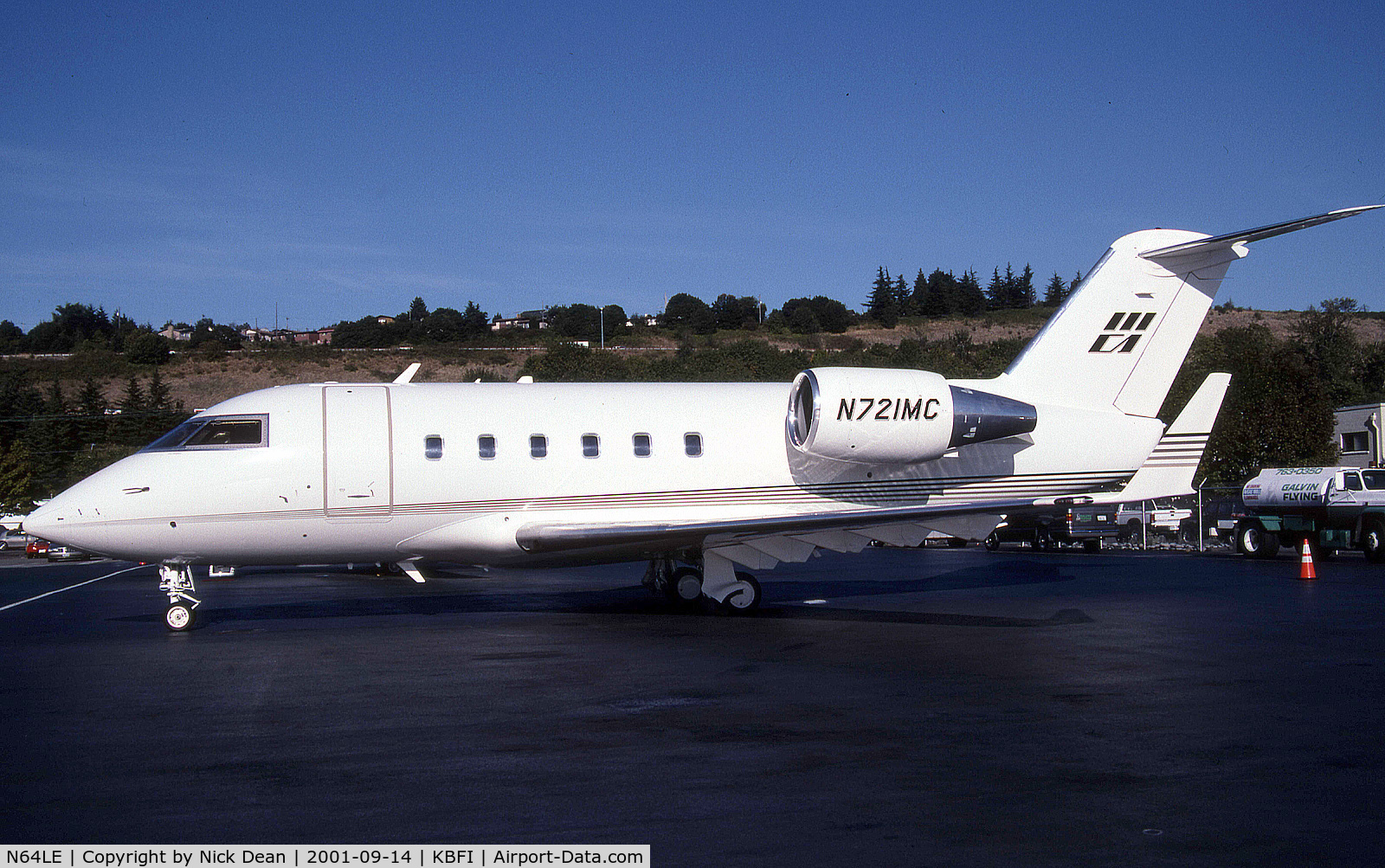 N64LE, 1988 Canadair Challenger 601-3A (CL-600-2B16) C/N 5031, KBFI (Seen here as N721MC which is currently on GIV C/N 1110 this Challenger is currently N64LE as posted)