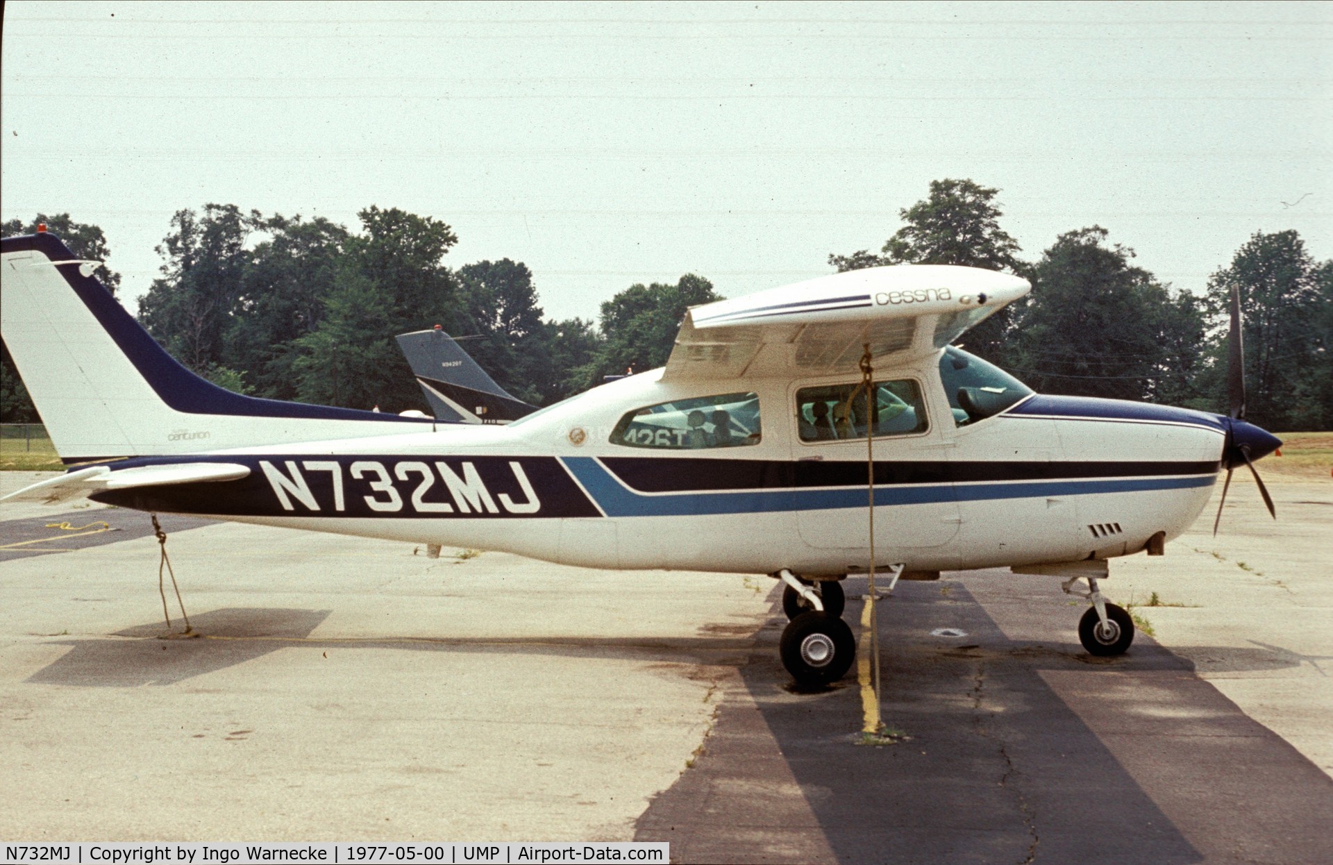 N732MJ, 1976 Cessna T210M Turbo Centurion C/N 21061617, Cessna T210M Centurion at Indianapolis Metropolitan Airport