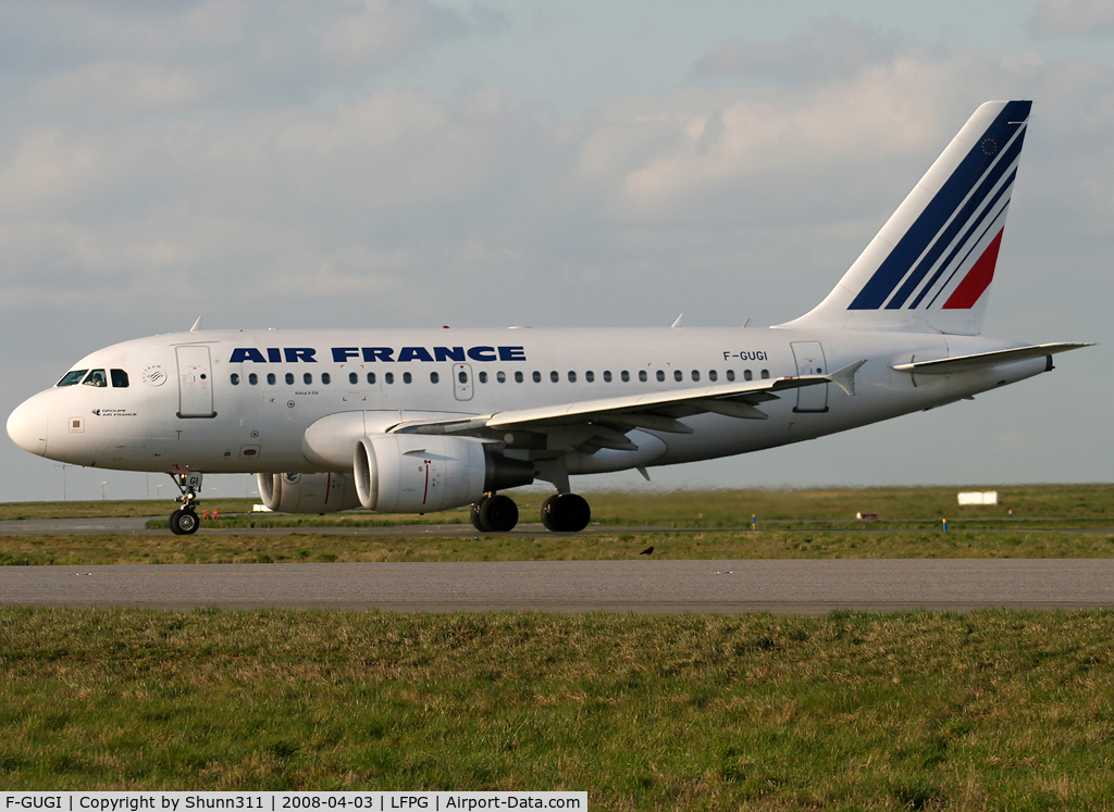 F-GUGI, 2004 Airbus A318-111 C/N 2350, Arriving from flight...