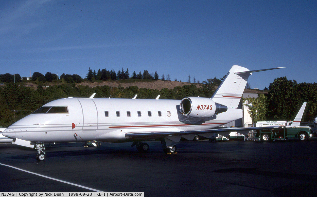 N374G, 2000 Canadair Challenger 604 (CL-600-2B16) C/N 5368, KBFI