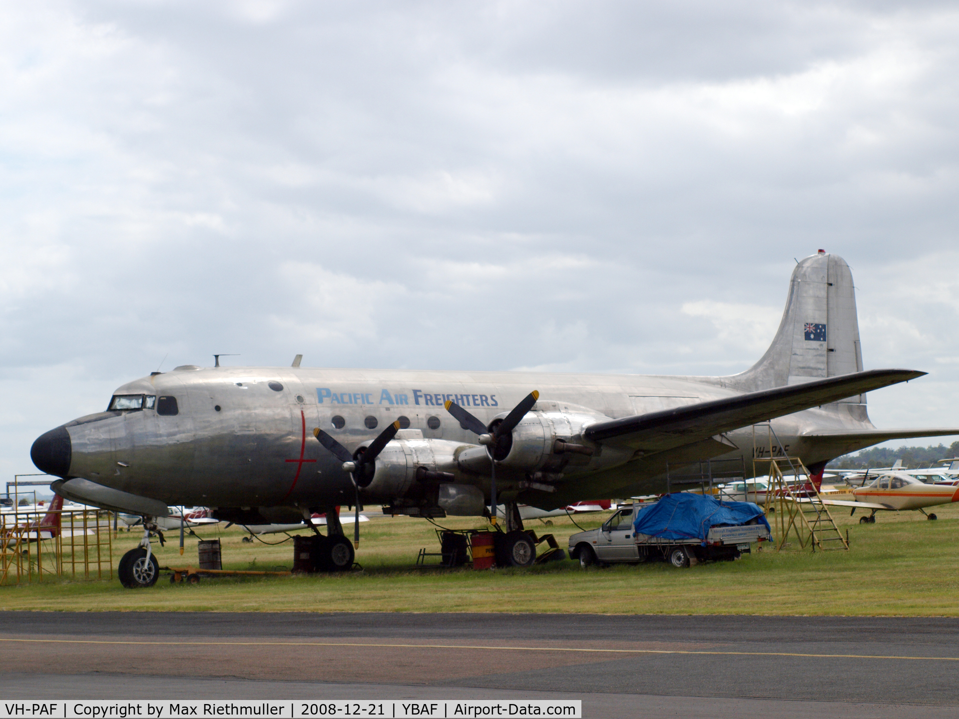 VH-PAF, 1945 Douglas C-54E-15-DO Skymaster (DC-4) C/N 27352, Douglas DC4, Pacific Air Freighters