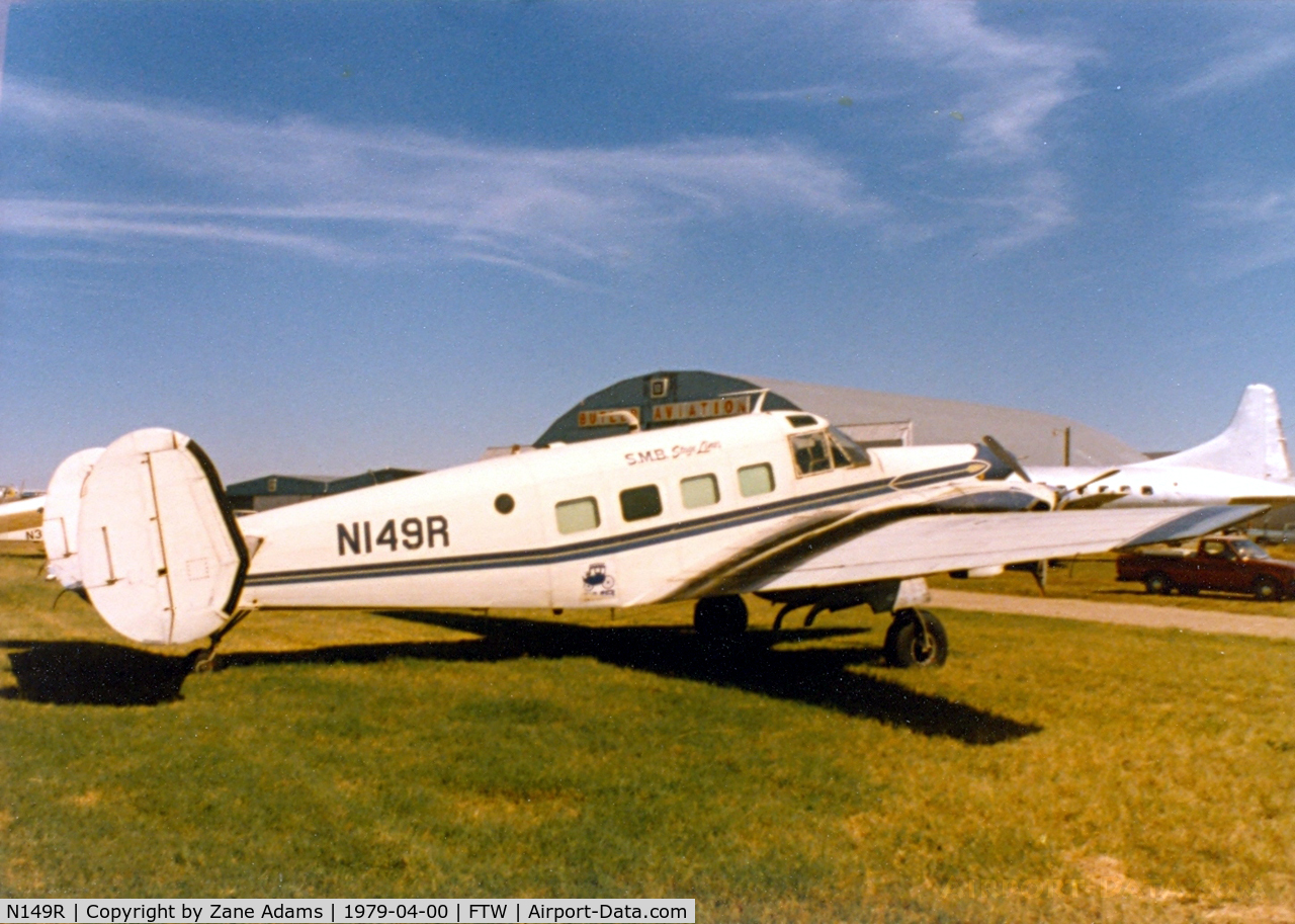 N149R, Beech E18S C/N BA414, SMB Stage Lines at Meacham Field