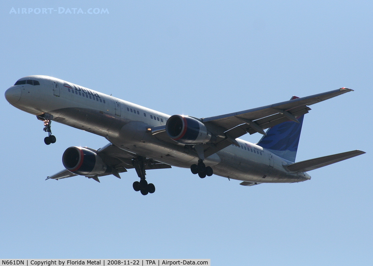 N661DN, 1990 Boeing 757-232 C/N 24972, Delta 757-200