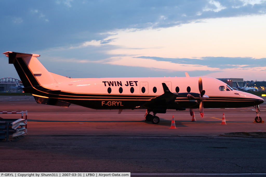 F-GRYL, 1997 Beech 1900D C/N UE-301, Parked for the night stop...