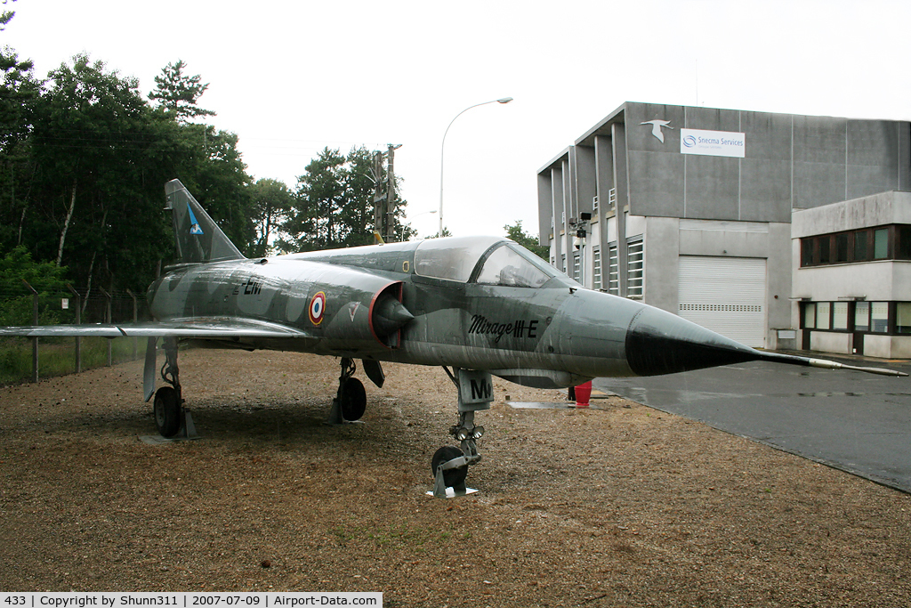 433, Dassault Mirage IIIE C/N 433, S/n 433 - Preserved at the second SNECMA Factory located in the north of Chatellerault
