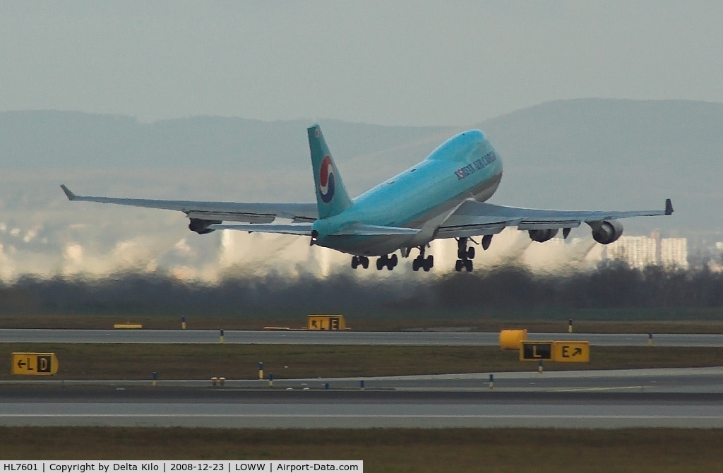 HL7601, 2004 Boeing 747-4B5F/SCD C/N 33949, Koean Air Cargo