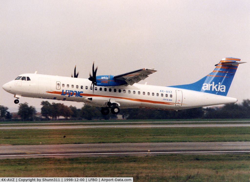 4X-AVZ, 1998 ATR 72-212A C/N 577, Take off rwy 33L on his delivery flight